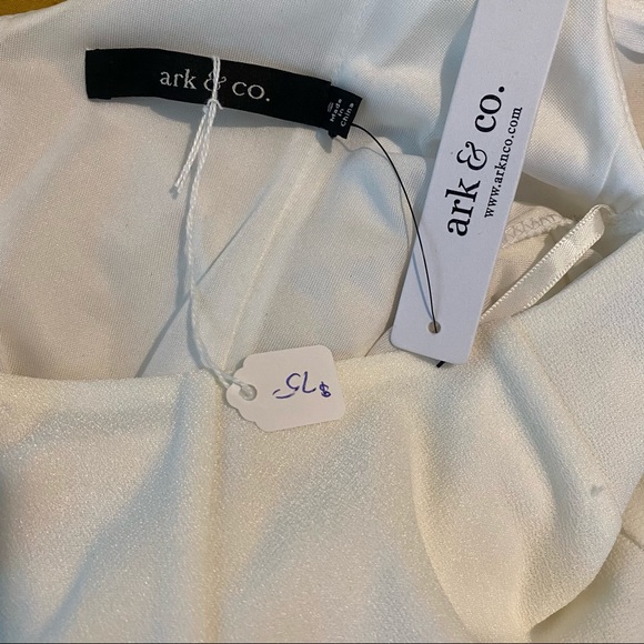 White dress with gold detail - Picture 3 of 3